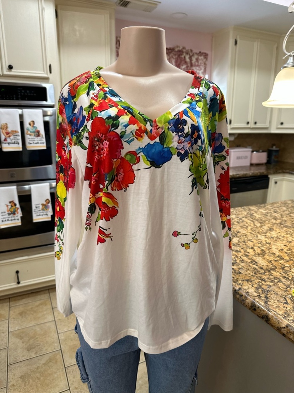 V-Neck Floral Print Long-Sleeve Tunic - White with Multicolor Flowers